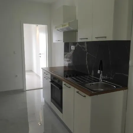Royal View 1, Lukic Appartement